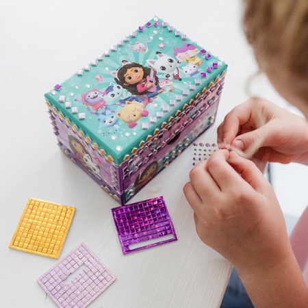 Set creativ DIY Decoreaza propria cutie de bijuterii Gabby's Dollhouse [2]