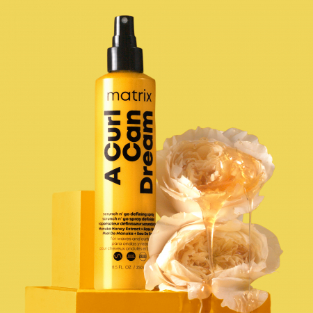 Spray leave-in Matrix A Curl Can Dream Scrunch N' Go cu textura lejera pentru parul ondulat, cu extract de miere de manuka si apa de trandafiri, 250ml [5]