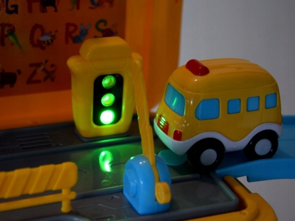 Masinuta 3 in 1 Funny Bus Parcare [6]