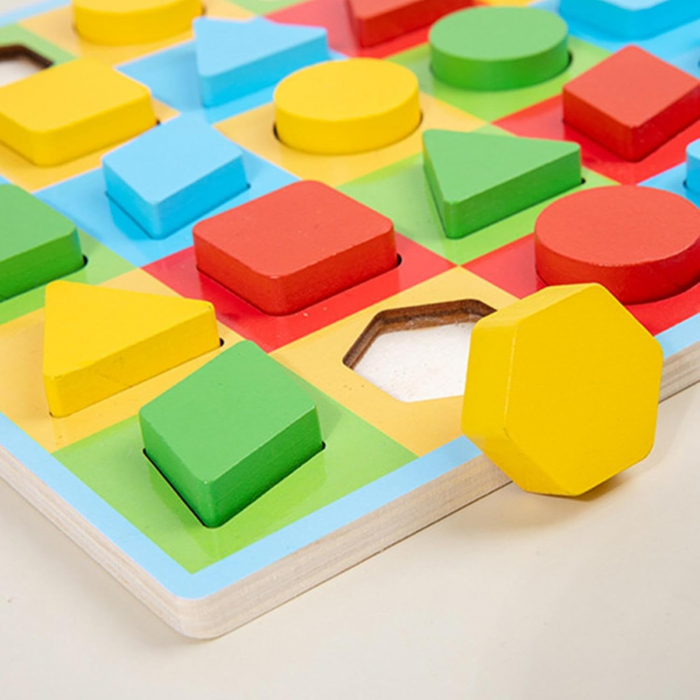 Jucarie Montessori din Lemn pentru Sortarea Formelor si Culorilor [3]