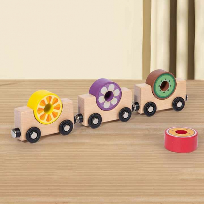 Set Cuburi de Constructie din Lemn cu Trenulet Magnetic – Animale si Fructe [5]