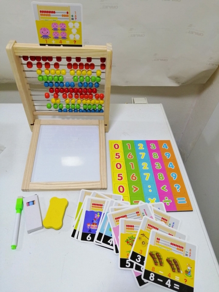 Abac cu Tabla cu 2 Fete din Lemn cu Accesorii 4 in 1 [12]