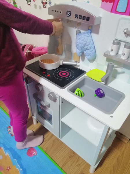 Bucatarie din Lemn cu Sunete si Lumini Kitchenette [7]