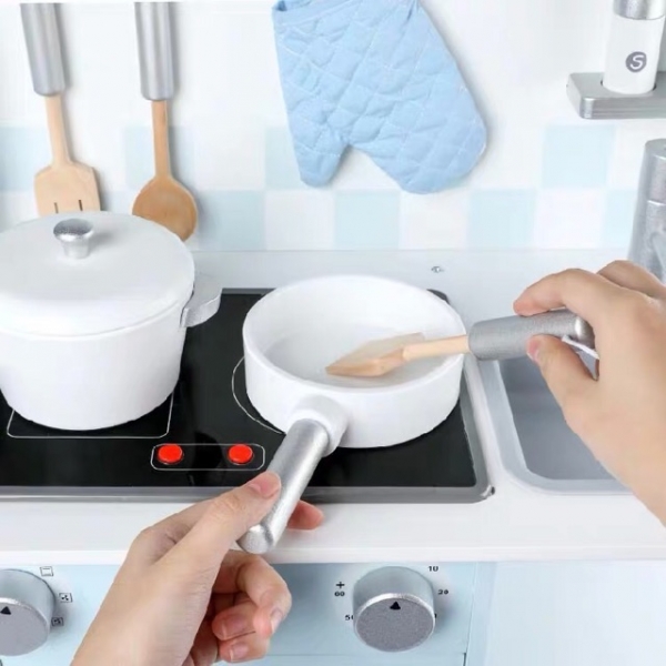 Bucatarie din Lemn cu Sunete si Lumini Kitchenette [3]