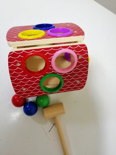 Casuta din lemn multifunctionala cu bile si ceas "BALL HOUSE" [13]