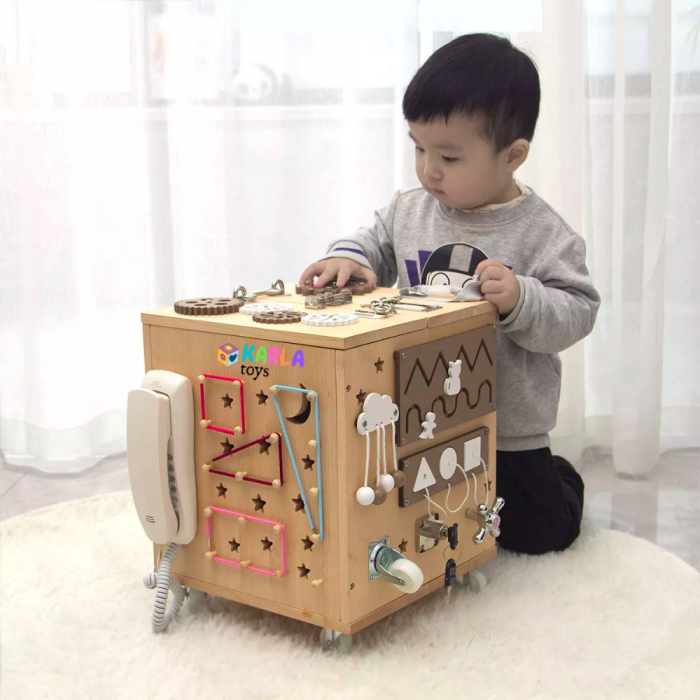Cub activitatii Educative Montessori Busy Board cu roti [3]