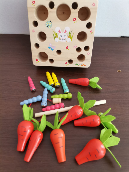 Joc din lemn Metoda Montessori Motricitate Morcovi [4]