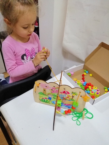 Jucarie de Lemn Snuruit Copacul - Anotimpurile cu margele si fructe 102 piese [7]