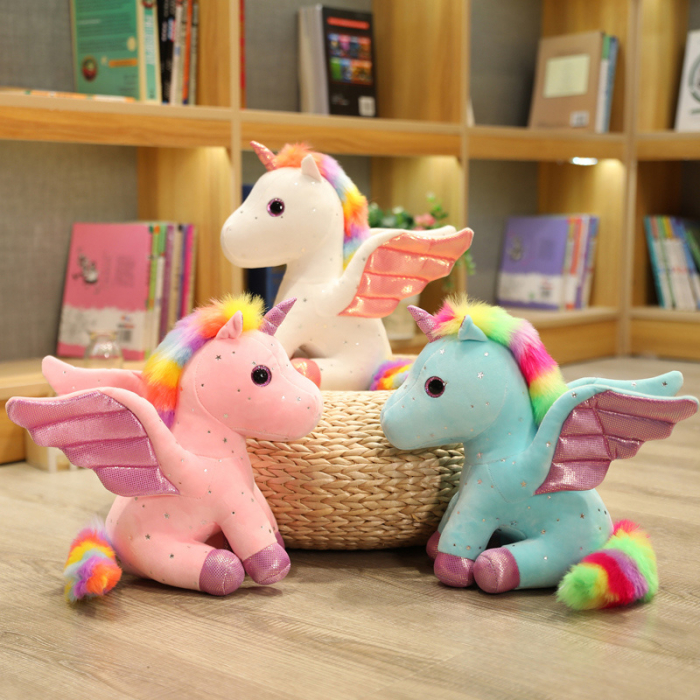 Jucarie plus Unicorn cu Ochi sclipitori si Coama Curcubeu [3]