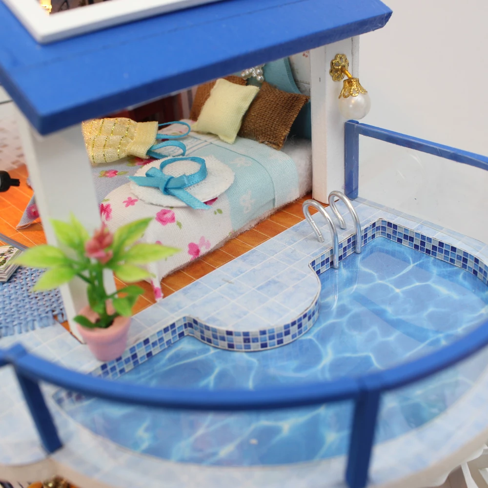 Kit Casa de Plaja in Miniatura DIY – Vila Artizanala cu Mobilier si Lumini LED [4]