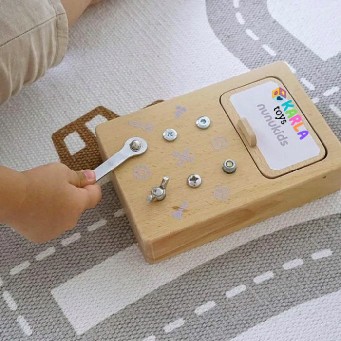 Placa Lemn Activitatii Suruburi Busy Board Montessori Nunukids [4]