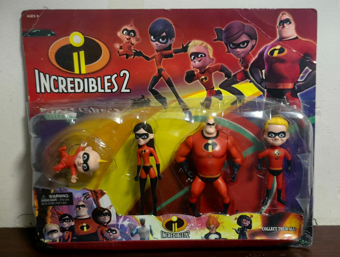 Set 4 Figurine  The Incredibles 2 [1]