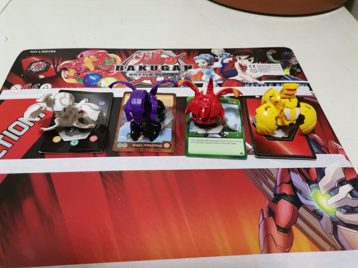 Set 4 bile Bakugan Battle Planet [6]