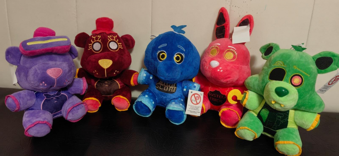 Set 5 jucarii FNAF plus Freddy Fazbear si Prietenii [2]