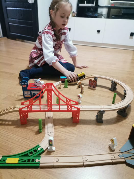 Set Ciruit Tren din lemn Mare  cu semne de circulatie [8]