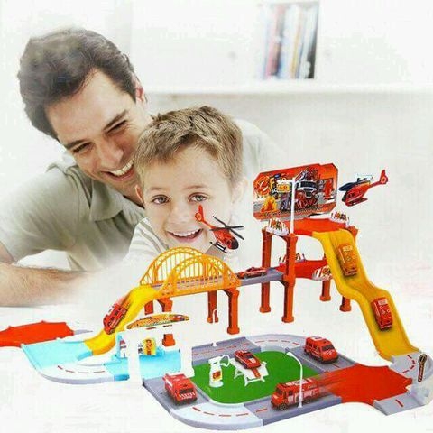 Set de Construit cu Masinute si Elicopter - Sectia de Pompieri [6]