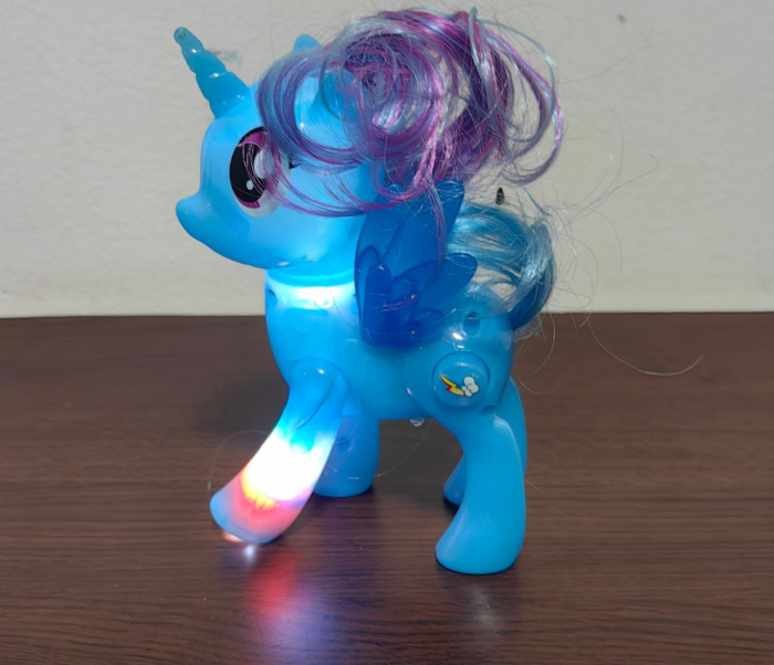 Set Figurine Unicorn cu Aripi  Sunete si lumina [2]