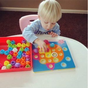 Jocuri creative (3 ani +) - Joc Mozaic Piese Mari Button