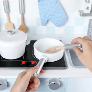 Bucatarie din Lemn cu Sunete si Lumini Kitchenette [2]