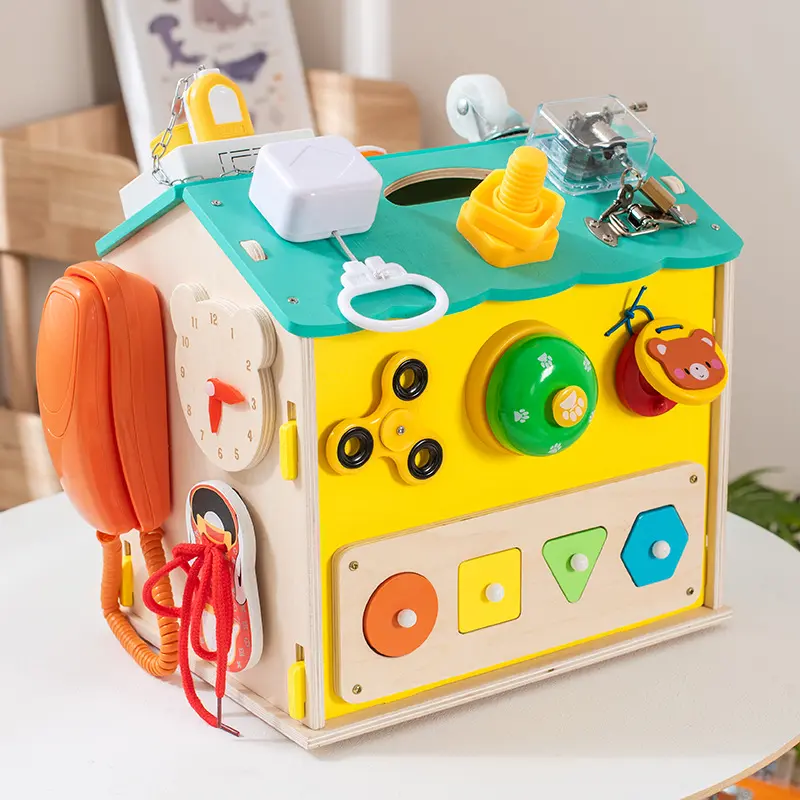 Cuburi din lemn (18 Luni +) - Centru Activitatii Montessori Busy Board Casuta Busy Box
