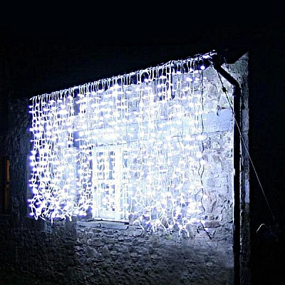 Instalatii Luminoase Craciun - Instalatie perdea exterior alb rece 240led v8  3m x 3m (fir alb) interconectabil ip65