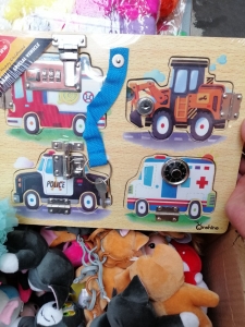 REDUCERI - Joc din Lemn Inchizatori - incuie si descuie