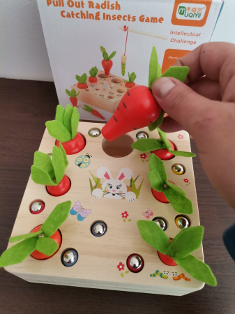 Joc din lemn Metoda Montessori Motricitate Morcovi [2]