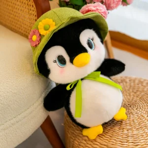 Jucarii din Plus - Mascote din Plus(3 ani +) - Jucarie de plus Pinguin cu Palarie Verde 25 cm