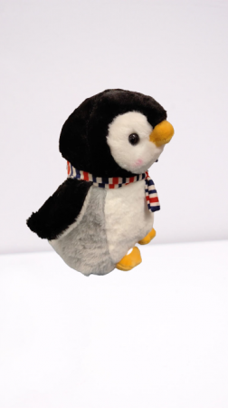 Jucarie de PLus Pinguinul cu Fular [1]