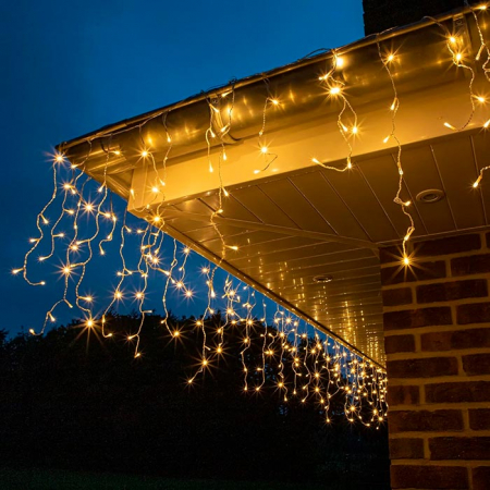 Instalatii Luminoase Craciun - Instalatie tip turturi lumina calda exterior cu fir gros 120led v8  5.5m