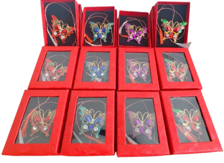 Martisoare - Set 12 Martisoare Brose Fluturi cu Pietre Colorate – Cutie Cadou si Snur Traditional
