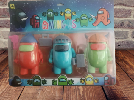 Figurine Desene Animate( 3 ani +) - Set 3 Figurine Among Us cu Palarie multicolore Mari