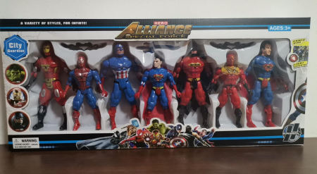 Masinute si Trenulete (3 ani+) - Set 7 Figurine Avengers Capitanul America Iron Man Superman Spiderman Tiger Mask