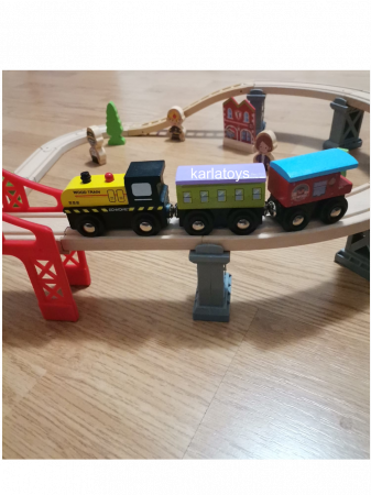 Set Ciruit Tren din lemn Mare  cu semne de circulatie [2]