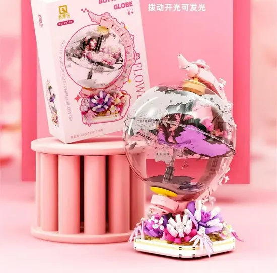 Jucarii - Set de Constructie Puzzle 3D Glob Pamantesc Roz cu Fluture – Joc Educativ Creativ