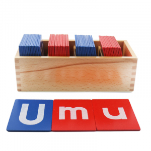 Jocuri educative (3 ani +) - Set de Carduri din Lemn cu Litere Montessori - Joc de Alfabet Montessori