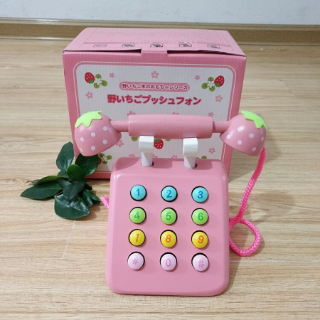 Jucarii din lemn si Montessori - Telefon de Jucarie din Lemn cu Butoane Capsunica