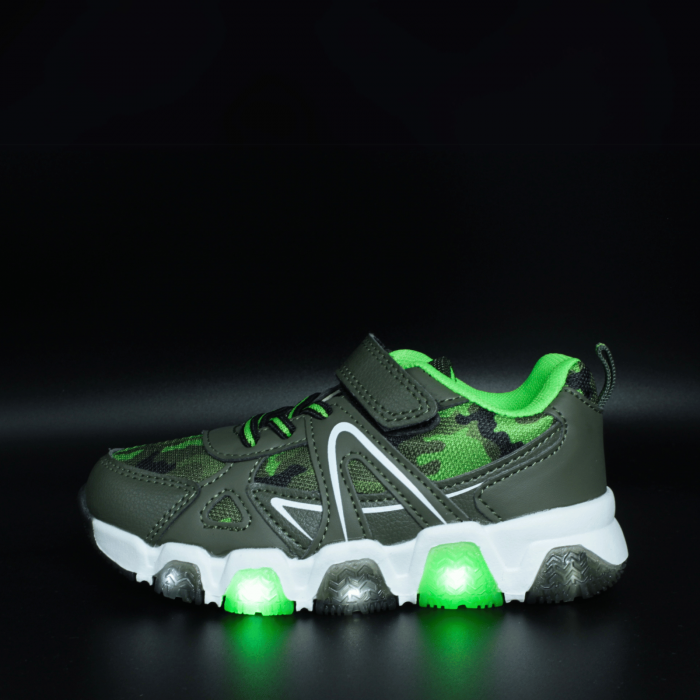 Pantofi sport cu luminite D.T. New York 966530, verde army, marimi 28-35 EU | kiddiespride.ro [2]