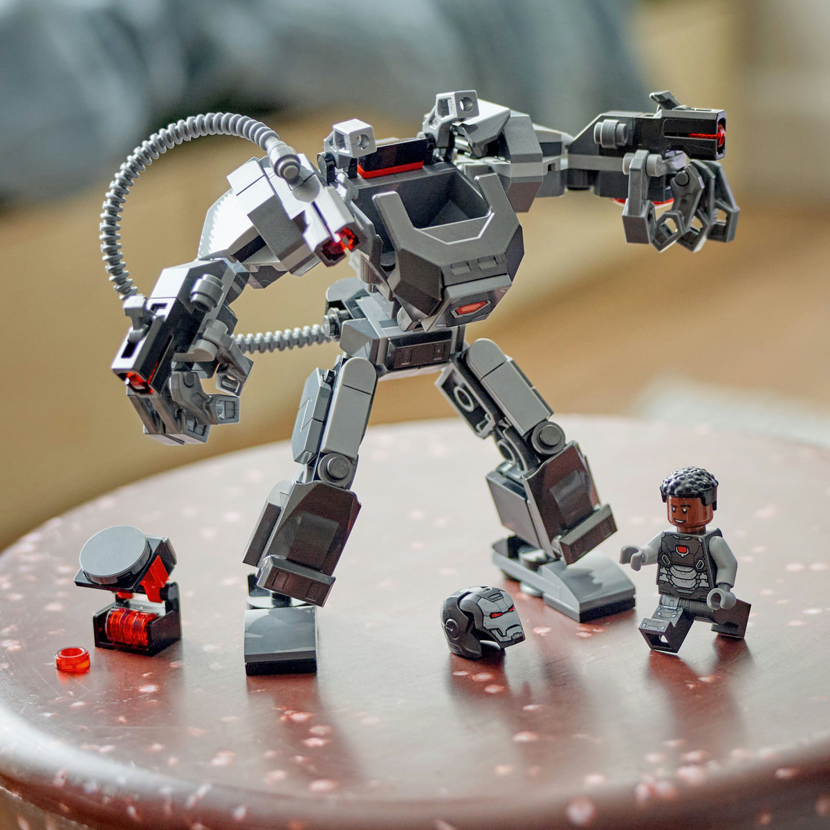  Armura de robot a lui War Machine [6]