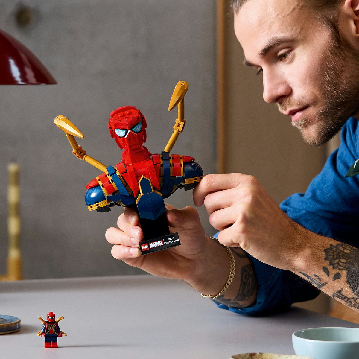  Bustul lui Iron Spider-Man [5]