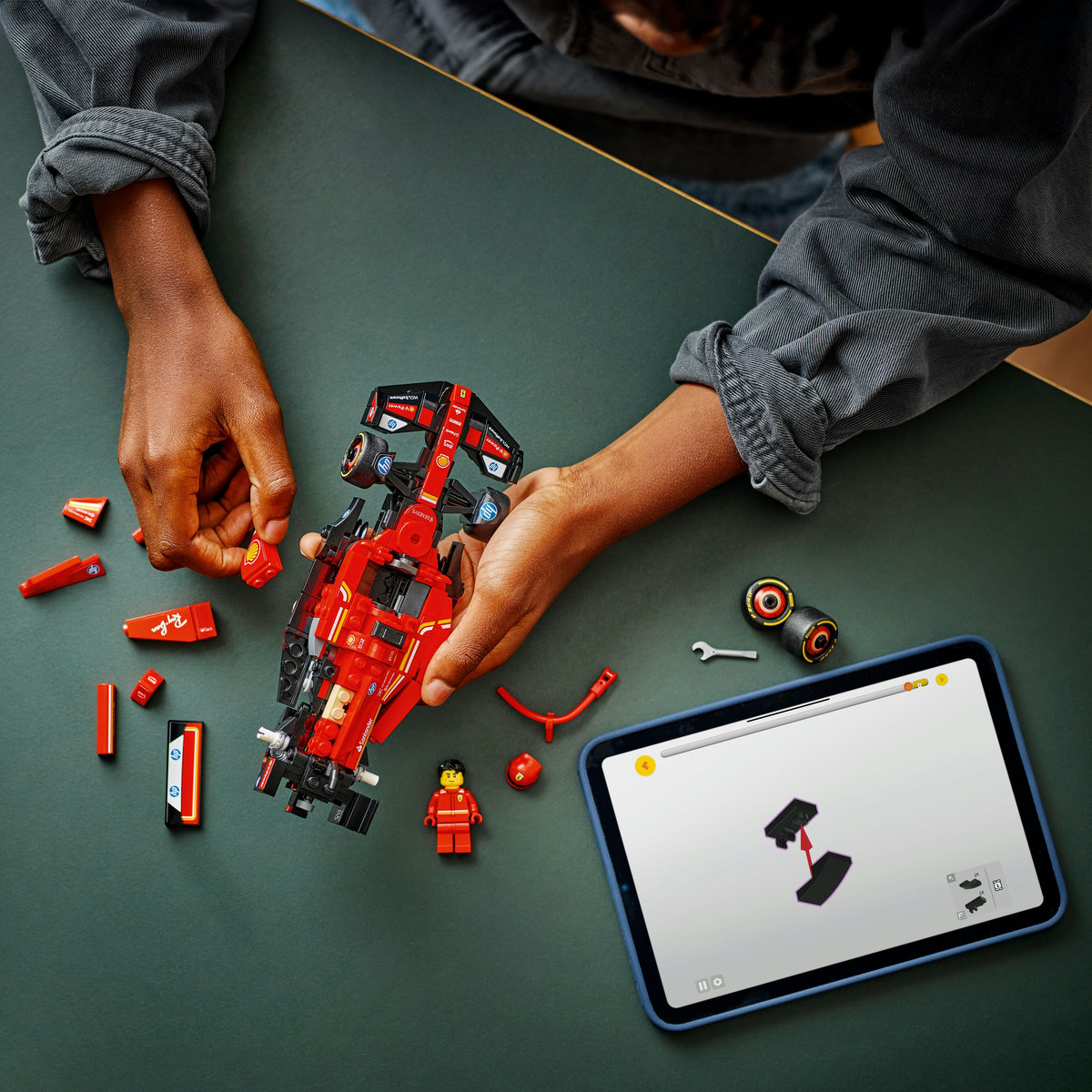  Masina de curse F1® Ferrari SF-24 [4]
