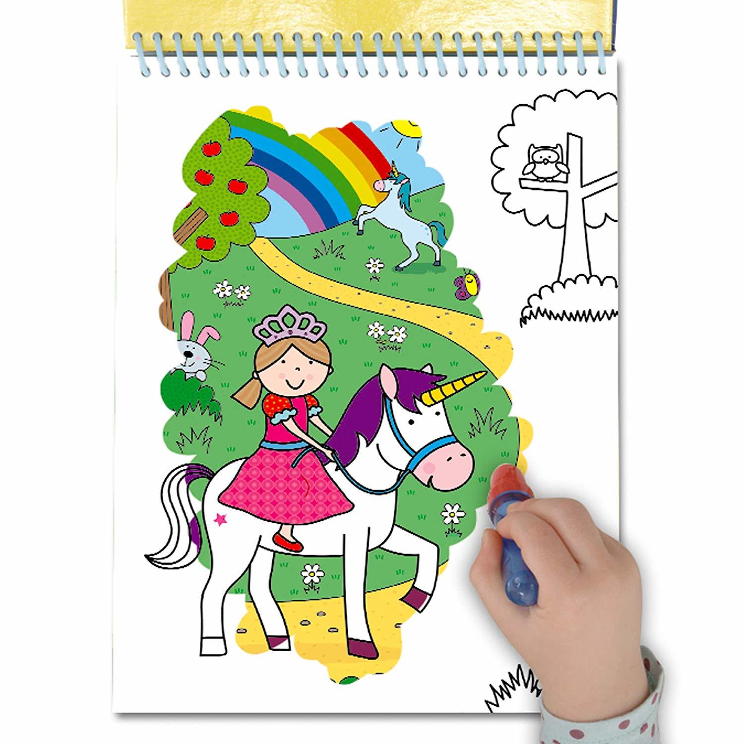 Water Magic: Carte de colorat Unicorni [2]