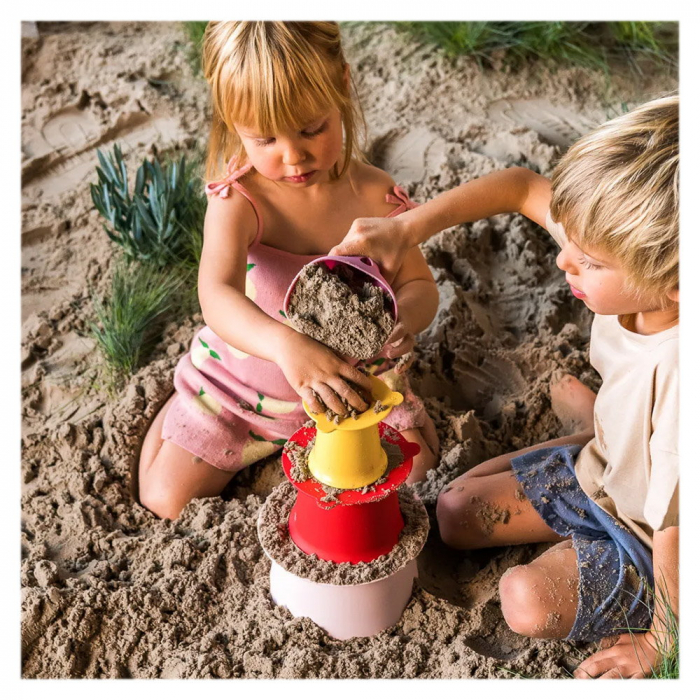 Alto rosu, set forme pentru nisip, Quut Toys [2]