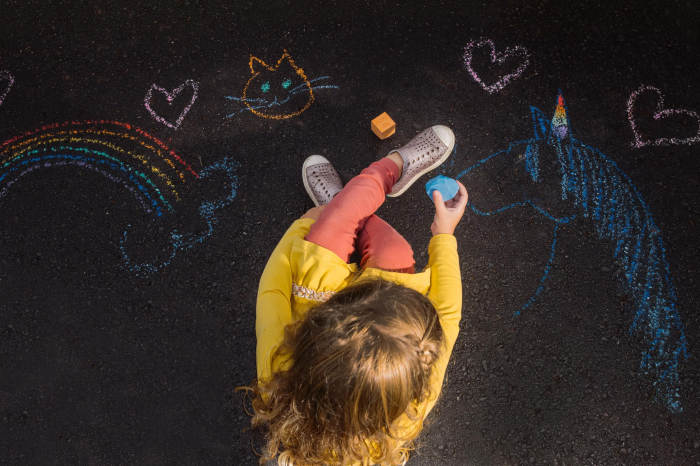 Creta lavabila Chalk-O-Rama, set de 12 cuburi, perfecta pentru desen pe asfalt [6]