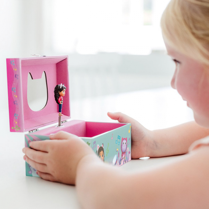 Cutie muzicala pentru bijuterii cu figurina Gabby Dollhouse si oglinda [5]