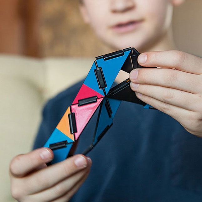 Ivan’s Hinge – Fidget educativ cu piese flexibile [7]