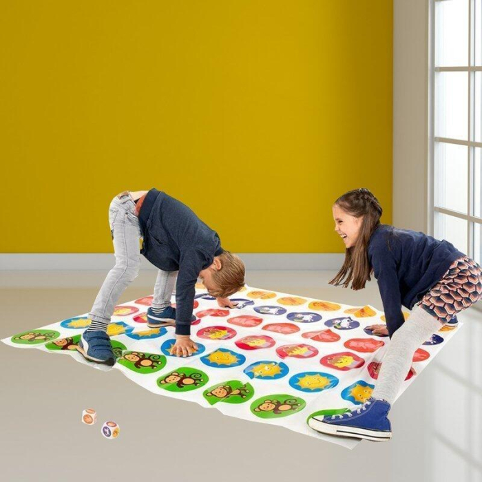 Joc - Cine ramane in picioare? [3]