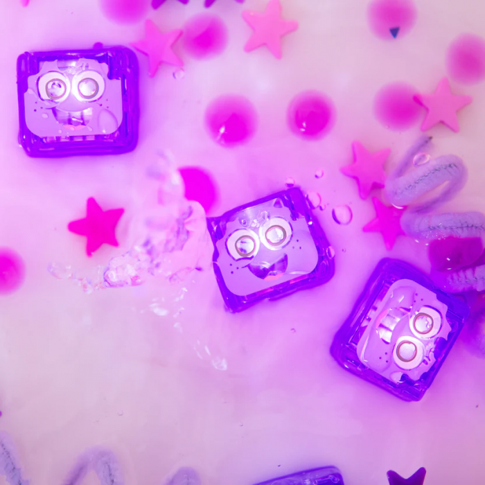 Jucarie senzoriala luminoasa Lumi - Glo Cube, mov [3]