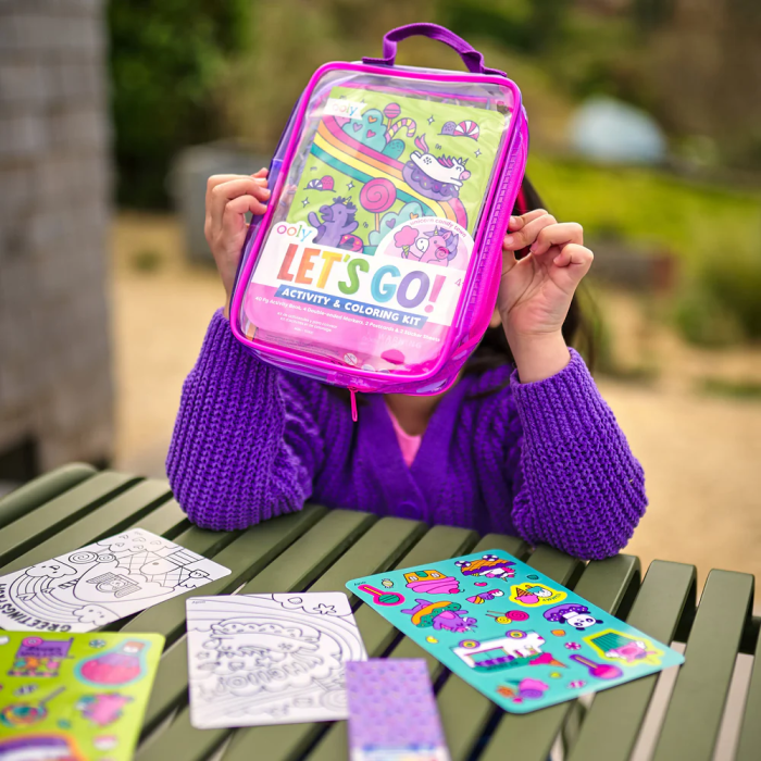 Kit portabil de activități și colorat - Unicorni - Let's Go! Unicorn Candy Town [7]