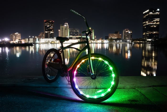 Lumină LED decorativa pentru roți bicicletă, WheelBrightz [4]